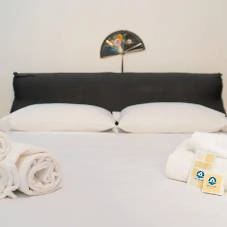 아파트 Sweet Holidays - - Domus Grecu - 200 Mt Dal Mare